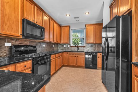 Tiny photo for 2820 Glacier Way #B, Wauconda, IL 60084 (MLS # 12486766)
