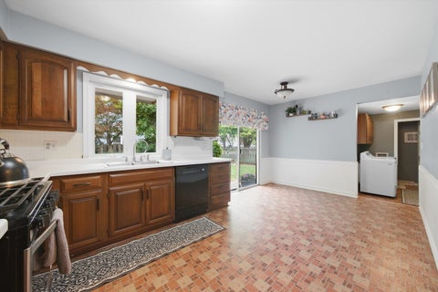 Tiny photo for 1114 Lexington Lane, Batavia, IL 60510 (MLS # 12770801)
