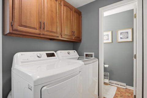 Tiny photo for 1114 Lexington Lane, Batavia, IL 60510 (MLS # 12770801)