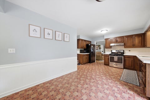 Tiny photo for 1114 Lexington Lane, Batavia, IL 60510 (MLS # 12770801)