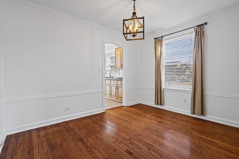 Tiny photo for Clarendon Hills, IL 60514 (MLS # 12583712)