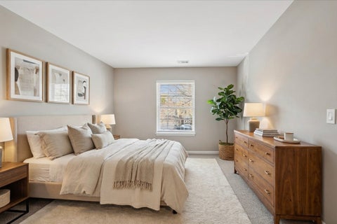 Tiny photo for 549 Williamsburg Court #B2, Wheeling, IL 60090 (MLS # 12777650)