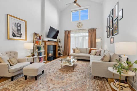 Tiny photo for 867 N Paulina Street #3S, Chicago, IL 60622 (MLS # 12731185)