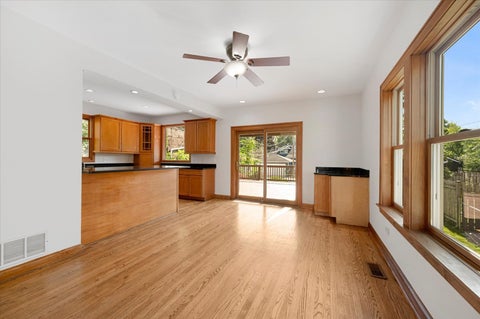 Tiny photo for 602 Highland Avenue, Oak Park, IL 60304 (MLS # 12791043)