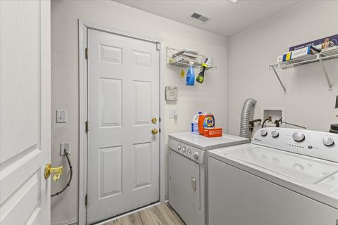 Tiny photo for 16860 Ivy Lane, Lockport, IL 60441 (MLS # 12480725)