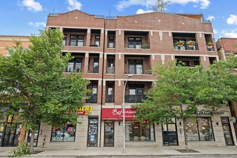 Photo of 3414 N Sheffield Avenue #4, Chicago, IL 60657 (MLS # 12711186)