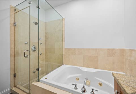 Tiny photo for 3414 N Sheffield Avenue #4, Chicago, IL 60657 (MLS # 12711186)