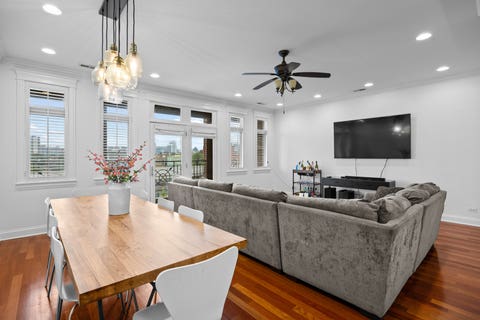Tiny photo for 3414 N Sheffield Avenue #4, Chicago, IL 60657 (MLS # 12711186)