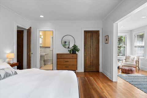 Tiny photo for 711 Michigan Avenue, Evanston, IL 60202 (MLS # 12480475)