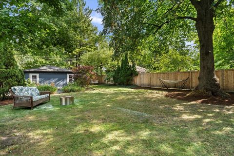 Tiny photo for 711 Michigan Avenue, Evanston, IL 60202 (MLS # 12480475)