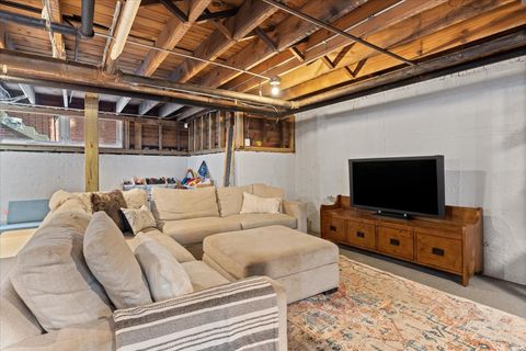 Tiny photo for 711 Michigan Avenue, Evanston, IL 60202 (MLS # 12480475)