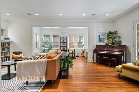 Tiny photo for 711 Michigan Avenue, Evanston, IL 60202 (MLS # 12480475)