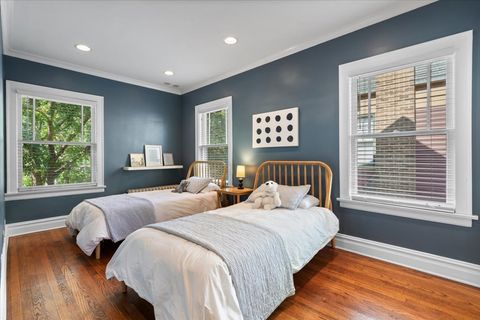 Tiny photo for 711 Michigan Avenue, Evanston, IL 60202 (MLS # 12480475)