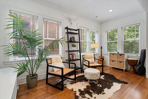 Tiny photo for 711 Michigan Avenue, Evanston, IL 60202 (MLS # 12480475)