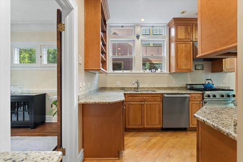 Tiny photo for 711 Michigan Avenue, Evanston, IL 60202 (MLS # 12480475)