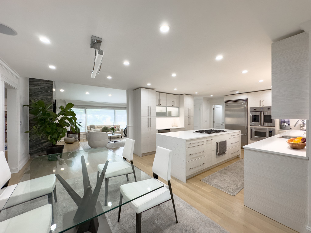 6609 N Kenton Avenue HOUSE