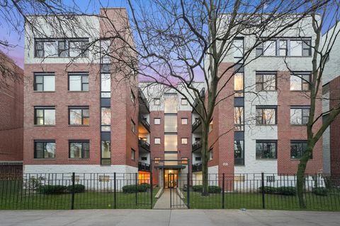 2307 W Wolfram Street 311 Chicago IL 60618