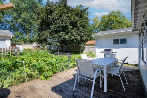 Tiny photo for 18660 W Highfield Drive, Gurnee, IL 60031 (MLS # 12744231)
