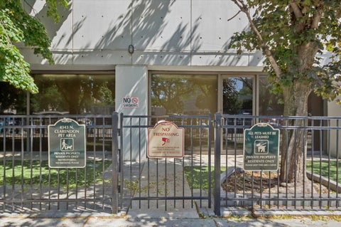 Tiny photo for 4343 N Clarendon Avenue #1809, Chicago, IL 60613 (MLS # 12684600)