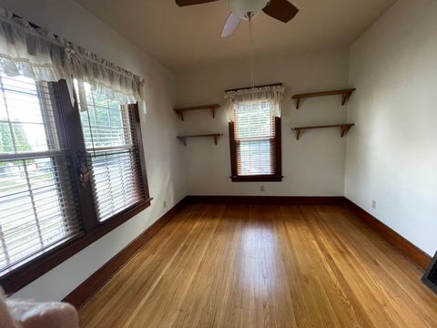 Tiny photo for 229 W Moore Street, Ottawa, IL 61350 (MLS # 12490623)