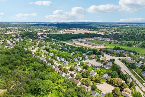 Tiny photo for 442 Harbor Drive, Carpentersville, IL 60110 (MLS # 12690458)