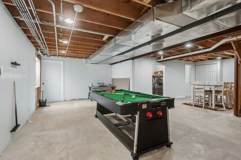 Tiny photo for 305 Hampton Road, Sugar Grove, IL 60554 (MLS # 12585681)