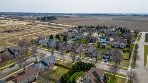 Tiny photo for 305 Hampton Road, Sugar Grove, IL 60554 (MLS # 12585681)