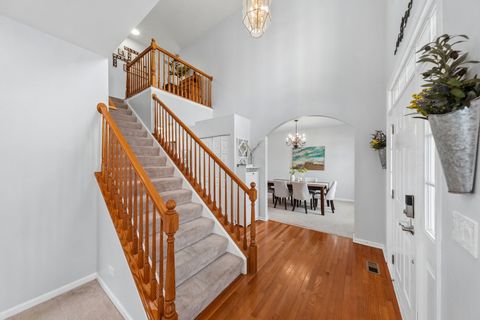 Tiny photo for 305 Hampton Road, Sugar Grove, IL 60554 (MLS # 12585681)