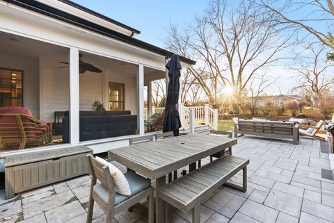 Tiny photo for 1020 S Grove Avenue, Barrington, IL 60010 (MLS # 12573037)