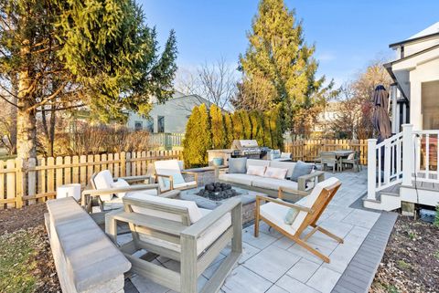 Tiny photo for 1020 S Grove Avenue, Barrington, IL 60010 (MLS # 12573037)