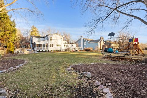 Tiny photo for 1020 S Grove Avenue, Barrington, IL 60010 (MLS # 12573037)