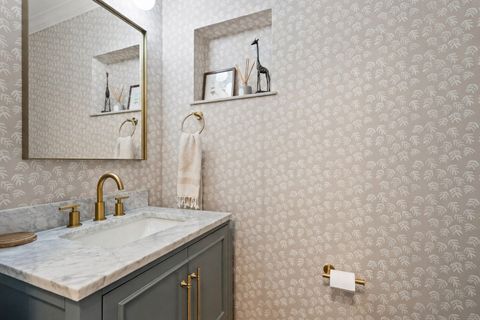 Tiny photo for 1020 S Grove Avenue, Barrington, IL 60010 (MLS # 12573037)