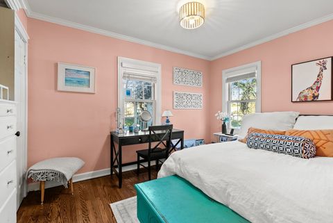 Tiny photo for 1020 S Grove Avenue, Barrington, IL 60010 (MLS # 12573037)