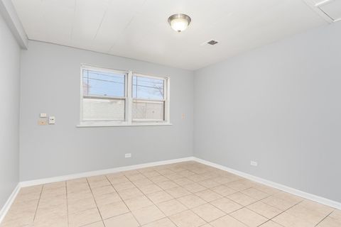 Tiny photo for 2913 Kensington Avenue, Westchester, IL 60154 (MLS # 12526546)