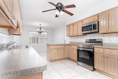 Tiny photo for 2913 Kensington Avenue, Westchester, IL 60154 (MLS # 12526546)