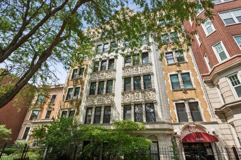 Photo of 5646 N Kenmore Avenue #2A, Chicago, IL 60660 (MLS # 12709910)
