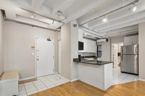 Tiny photo for 5646 N Kenmore Avenue #2A, Chicago, IL 60660 (MLS # 12709910)