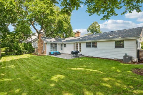 Tiny photo for 394 Bryant Avenue, Glen Ellyn, IL 60137 (MLS # 12737702)