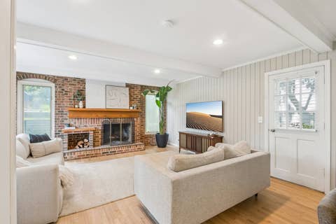 Tiny photo for 394 Bryant Avenue, Glen Ellyn, IL 60137 (MLS # 12737702)