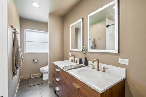 Tiny photo for 394 Bryant Avenue, Glen Ellyn, IL 60137 (MLS # 12737702)