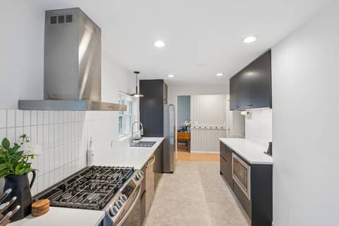 Tiny photo for 394 Bryant Avenue, Glen Ellyn, IL 60137 (MLS # 12737702)