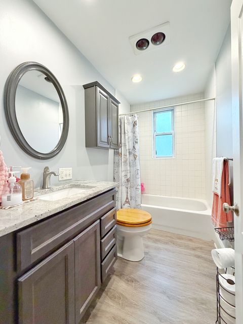 Tiny photo for 320 W Donovan Avenue, Woodstock, IL 60098 (MLS # 12509498)