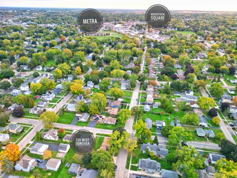 Tiny photo for 320 W Donovan Avenue, Woodstock, IL 60098 (MLS # 12509498)