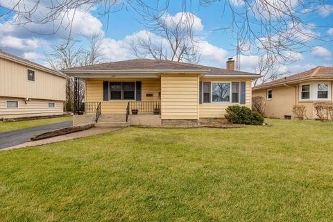 Tiny photo for 1210 Campbell Street, Joliet, IL 60435 (MLS # 12546367)