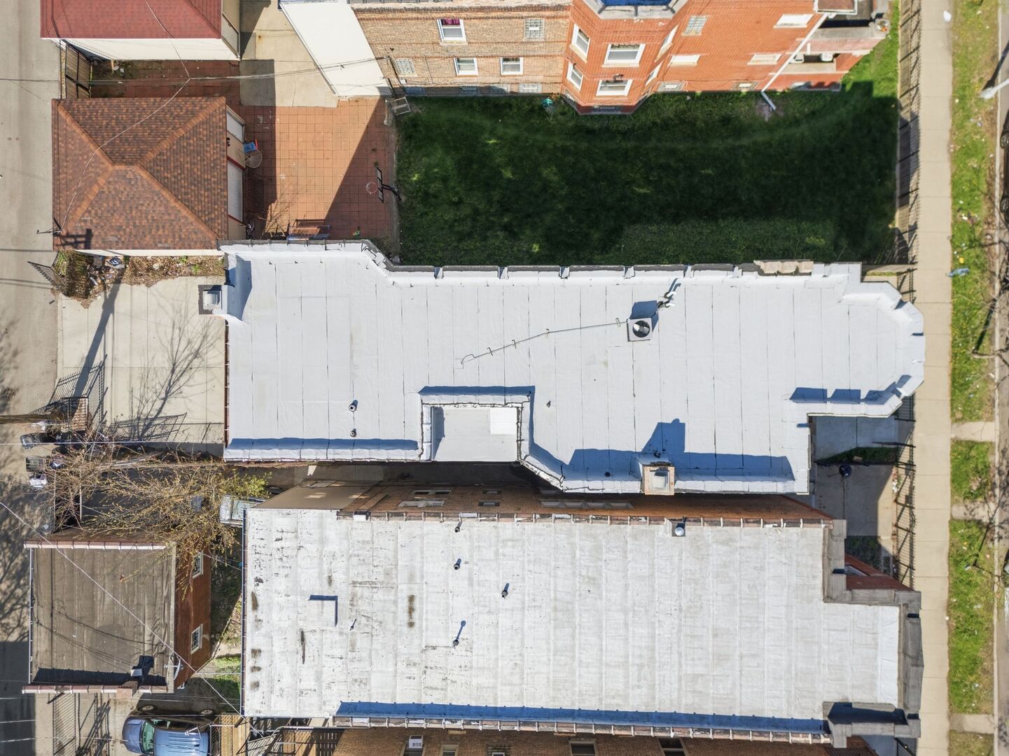 1847 W Garfield Boulevard