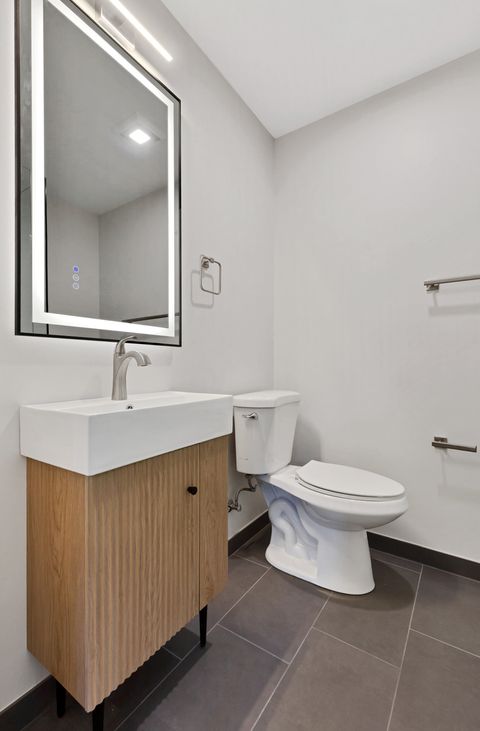 Tiny photo for 1640 W Sherwin Avenue #3B, Chicago, IL 60626 (MLS # 12510361)