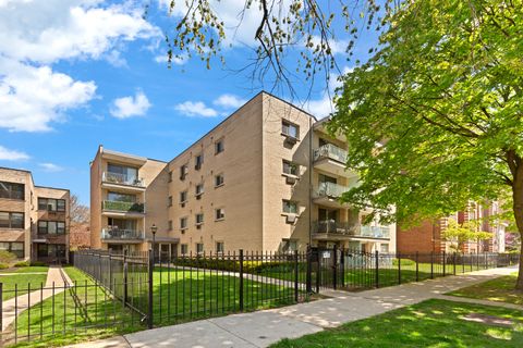 Photo of 1640 W Sherwin Avenue #3B, Chicago, IL 60626 (MLS # 12510361)