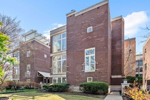 807 W Castlewood Terrace Chicago IL 60640
