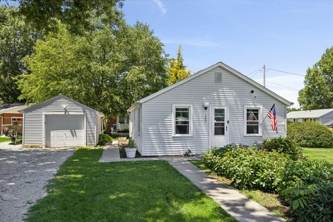Photo of 1802 W 2nd Street, Coal Valley, IL 61240 (MLS # 12684630)
