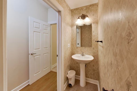 Tiny photo for 512 Callie Court, Morton Grove, IL 60053 (MLS # 12739129)
